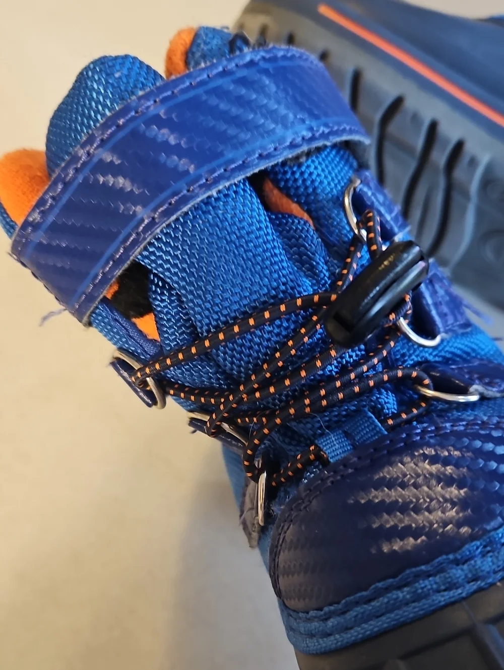 Blue Snowboots
